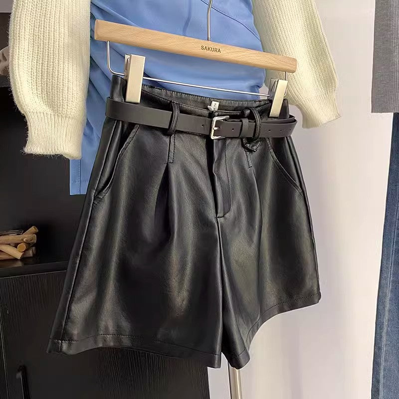 Pantalones Cortos Piel Sintética Negra Corte A Pierna Ancha para Mujer