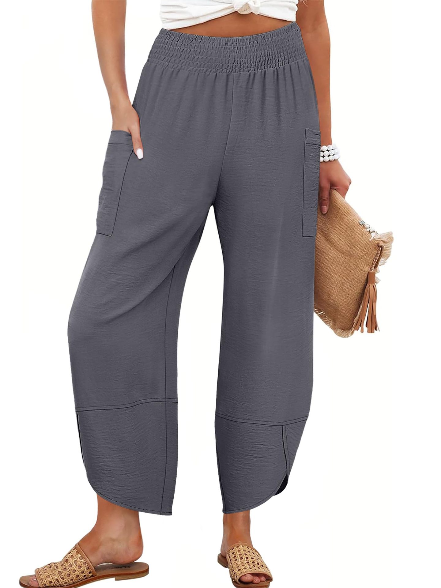 Pantalones cortos holgados de talle alto y color liso con bolsillos laterales, ideales para el verano