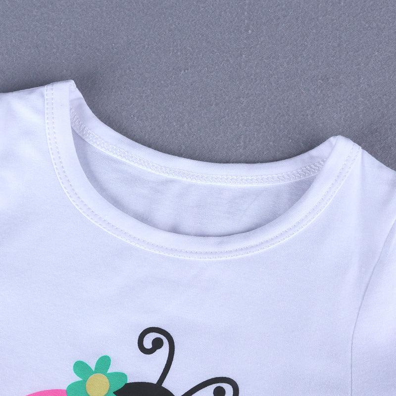 Girl's dress with suspender skirt, made of cotton and linen.