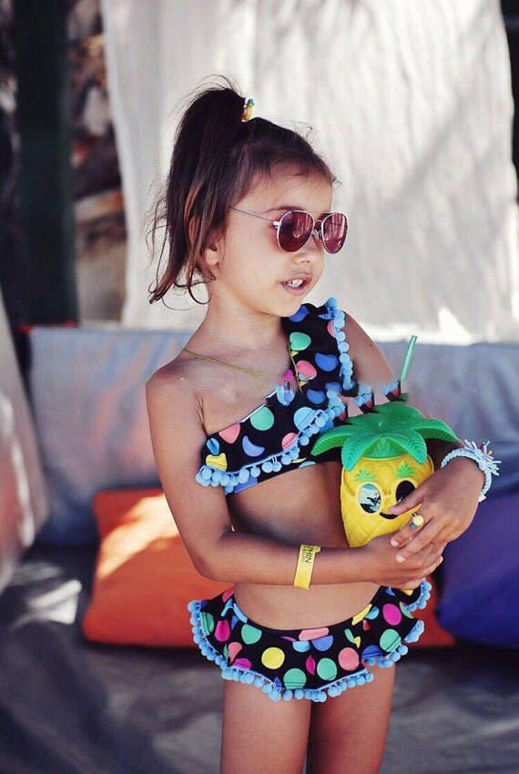 Traje de Baño Niña — Diseño Divertido y Resistente al Cloro