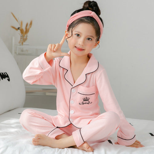 Pijamas de Seda con Estampado para Niñas — Suaves y Frescos