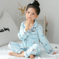 Pijamas de Seda con Estampado para Niñas — Suaves y Frescos