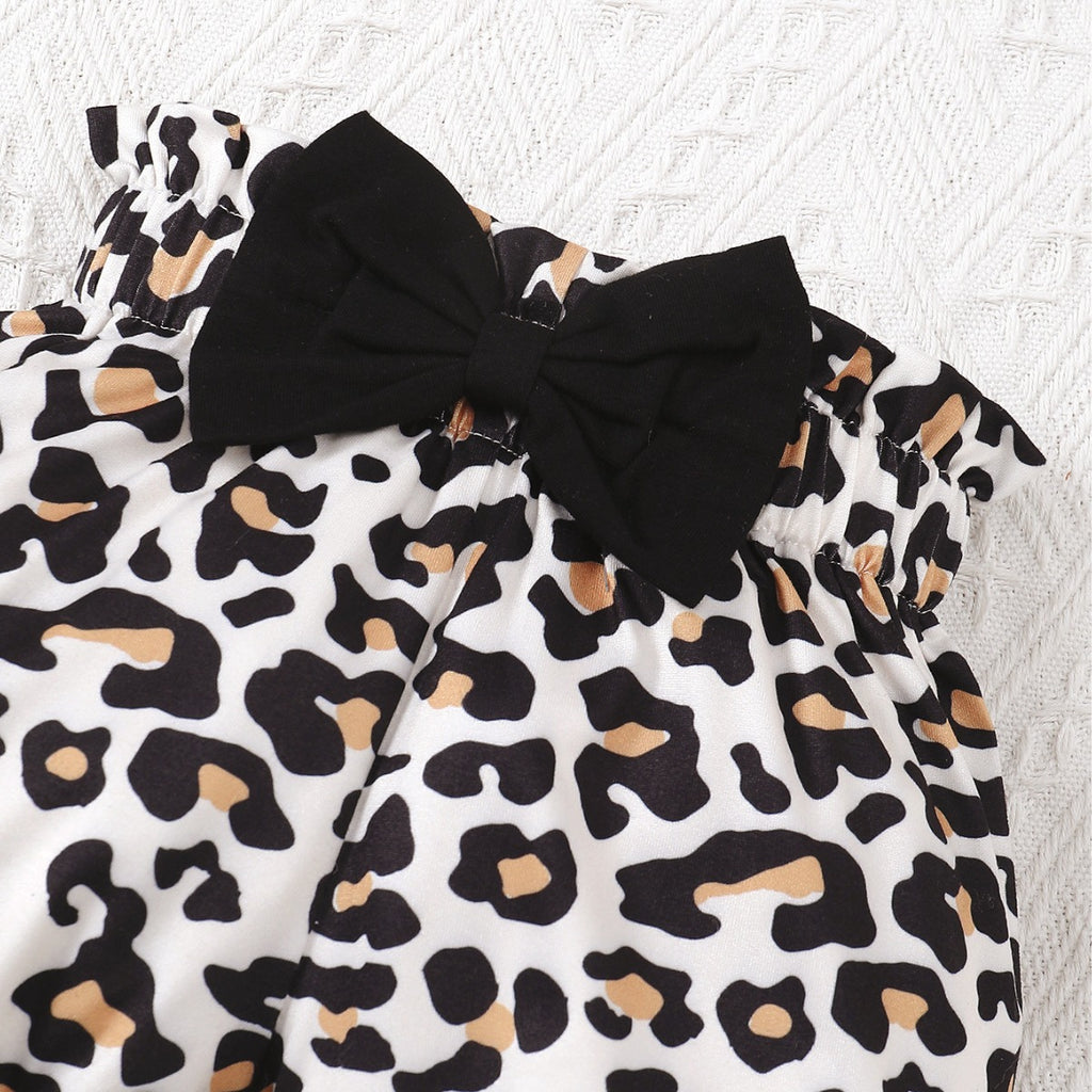 Mono Infantil con Lazo y Pantalón Corto de Estampado Leopardo — Algodón Bebé