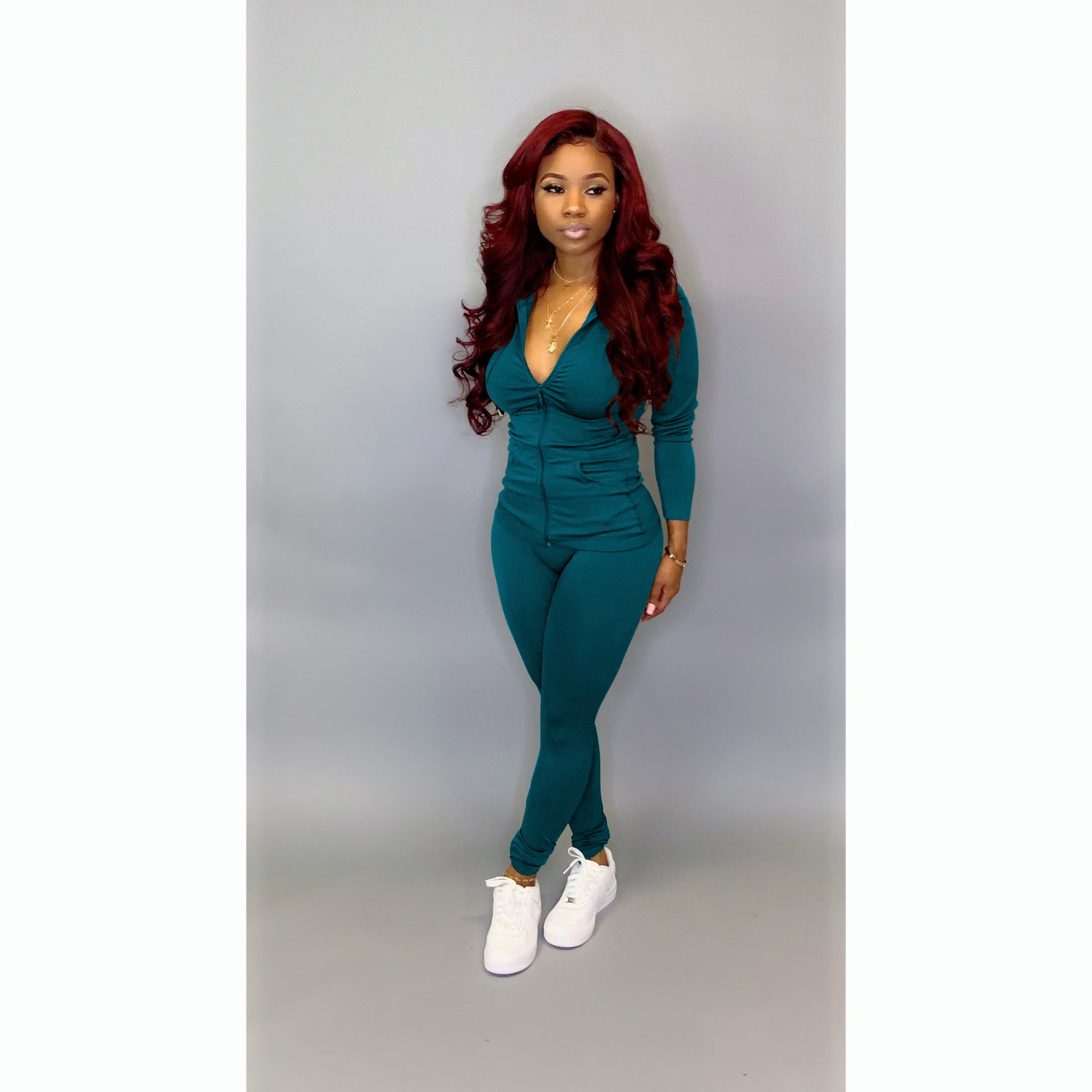 Women's trendy two-piece casual sports set.