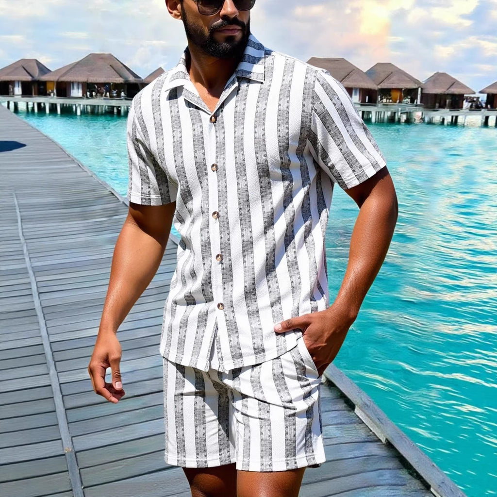 Conjunto informal de camisa y pantalón corto holgado para hombre, ideal para vacaciones.