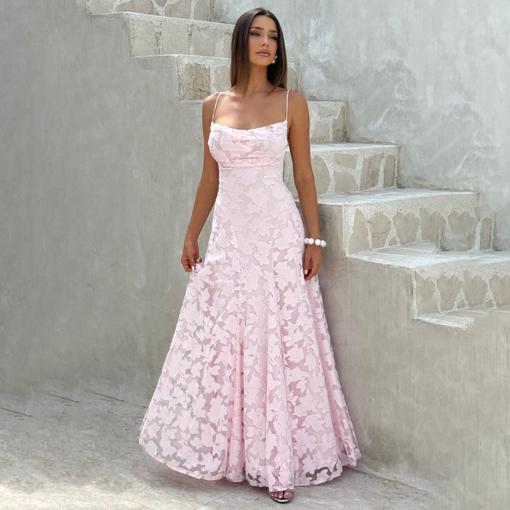 Vestido rojo vino con tirantes — estilo Spice Girls