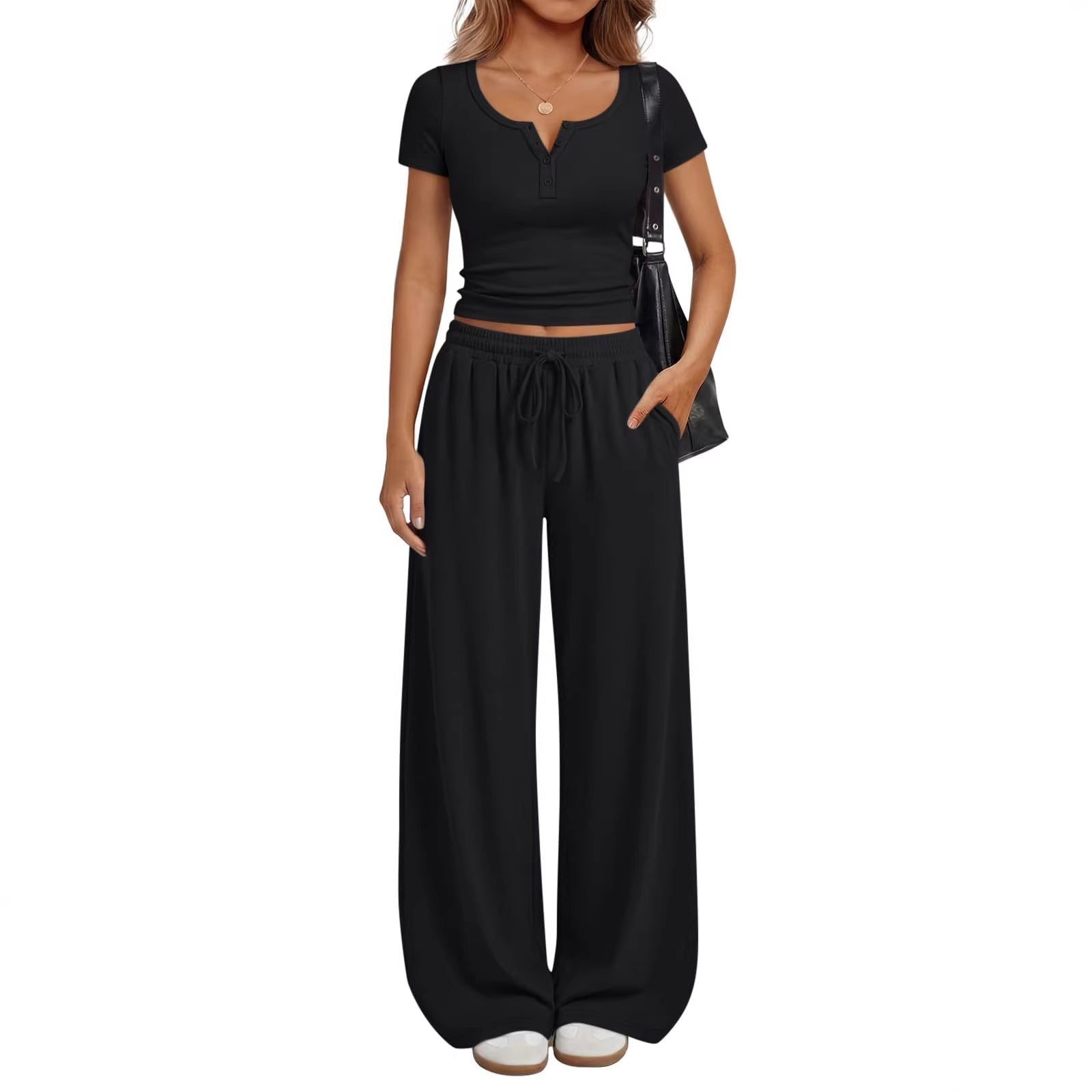 Conjunto de ropa de estar por casa para mujer: top de manga corta y pantalón de pierna ancha.