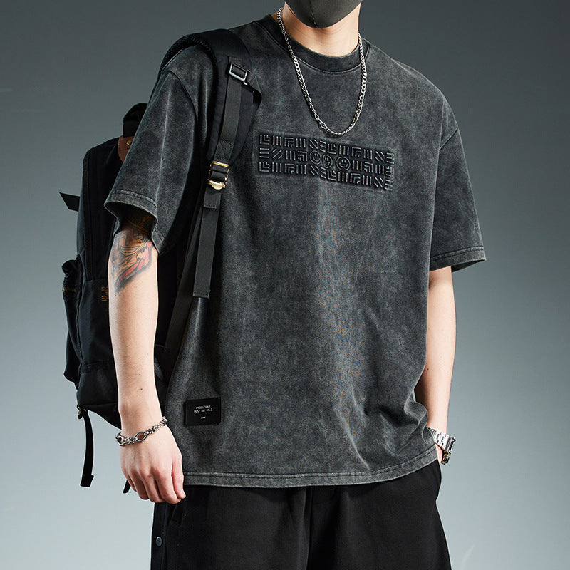Men's modern style, versatile, loose-fitting, heavy-knit short-sleeved t-shirt.