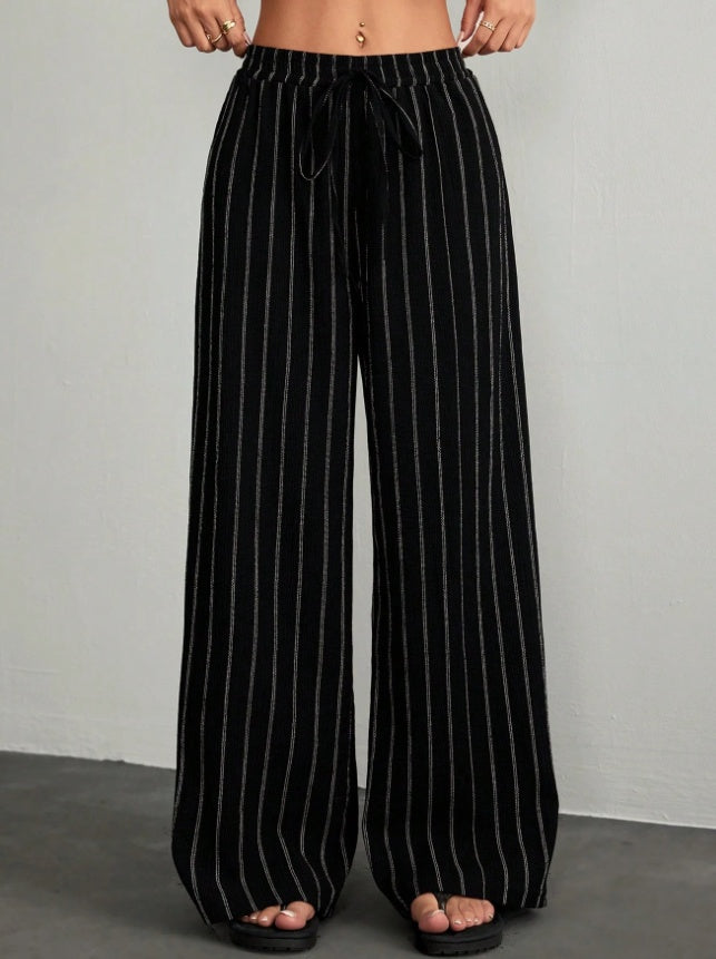 Pantalones anchos texturizados de talle alto para tallas grandes