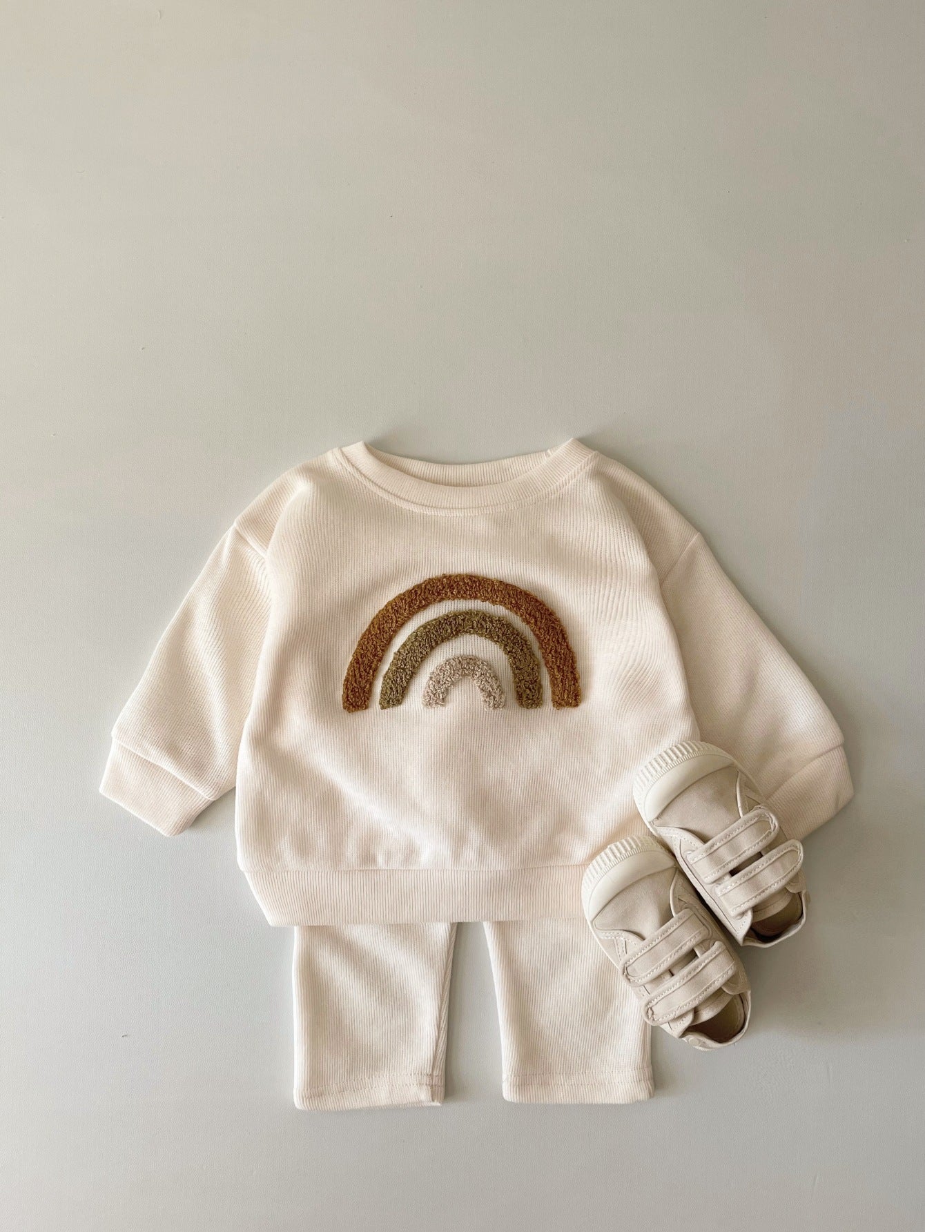 Newborn Baby Long Sleeve Two-Piece Set with Alphabet Embroidery, ideal for spring and autumn.