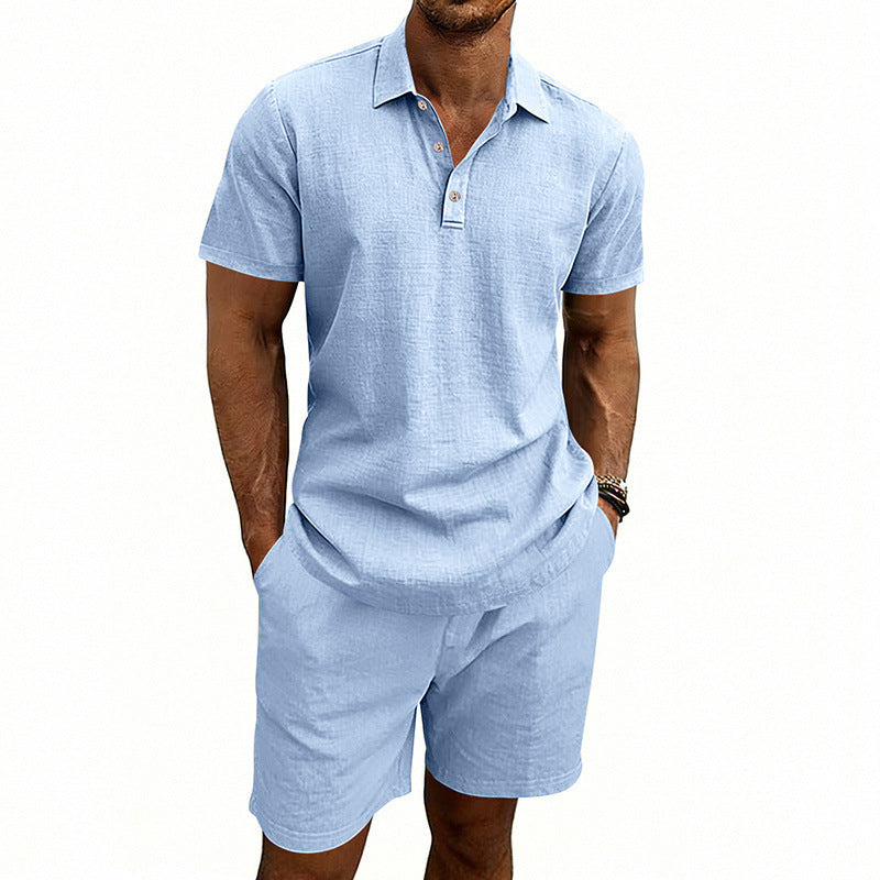 Conjunto informal de lino para hombre con pantalón corto de manga corta.
