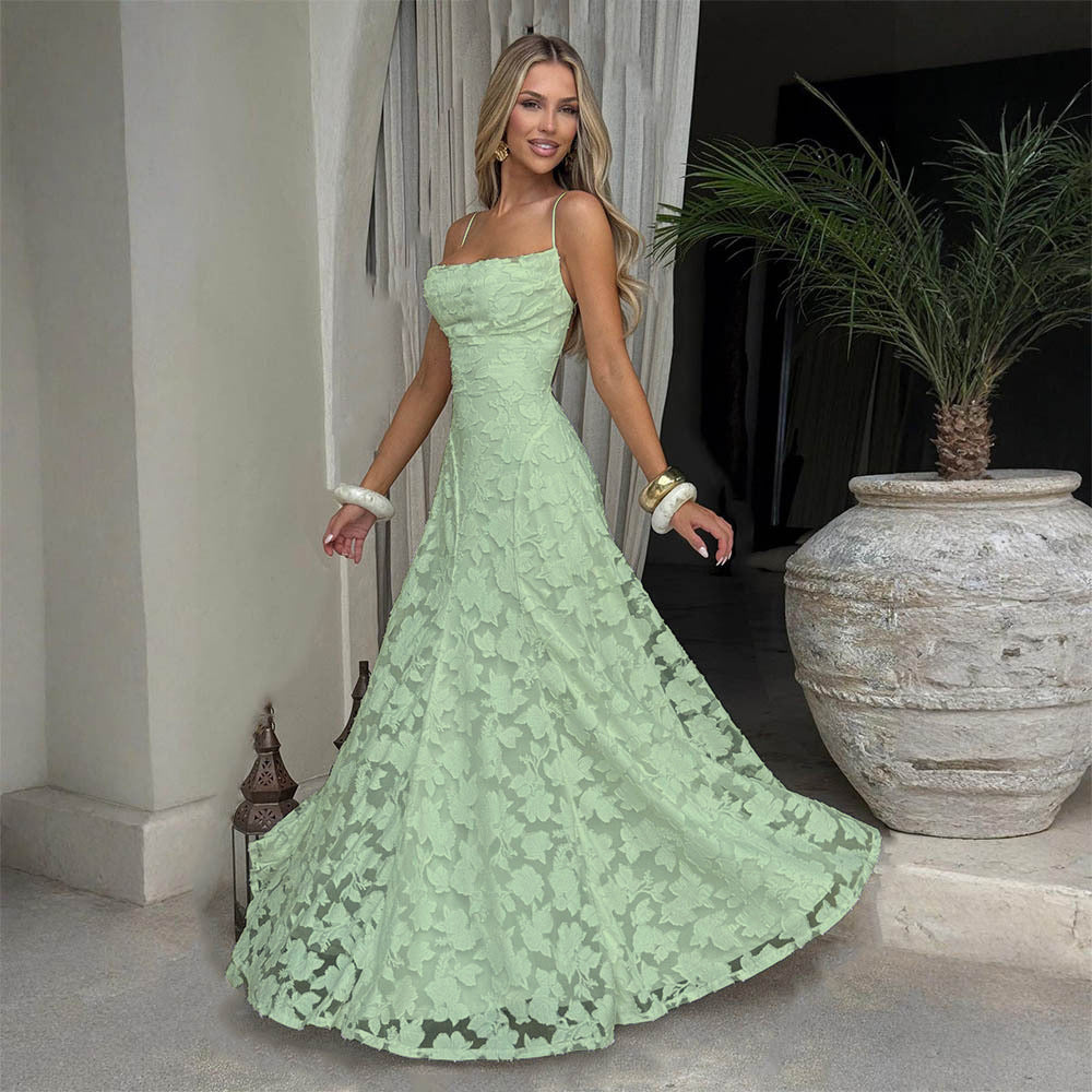 Vestido rojo vino con tirantes — estilo Spice Girls