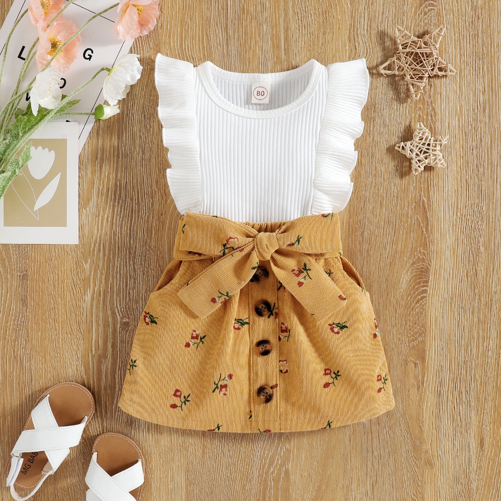 Conjunto de Dos Piezas con Top Sin Mangas y Falda Floral para Niña — Algodón 95%