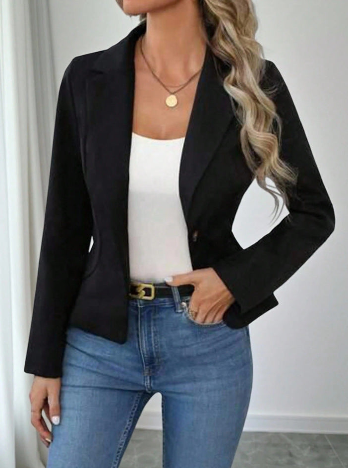 Blazer de mujer de alta gama en color liso.