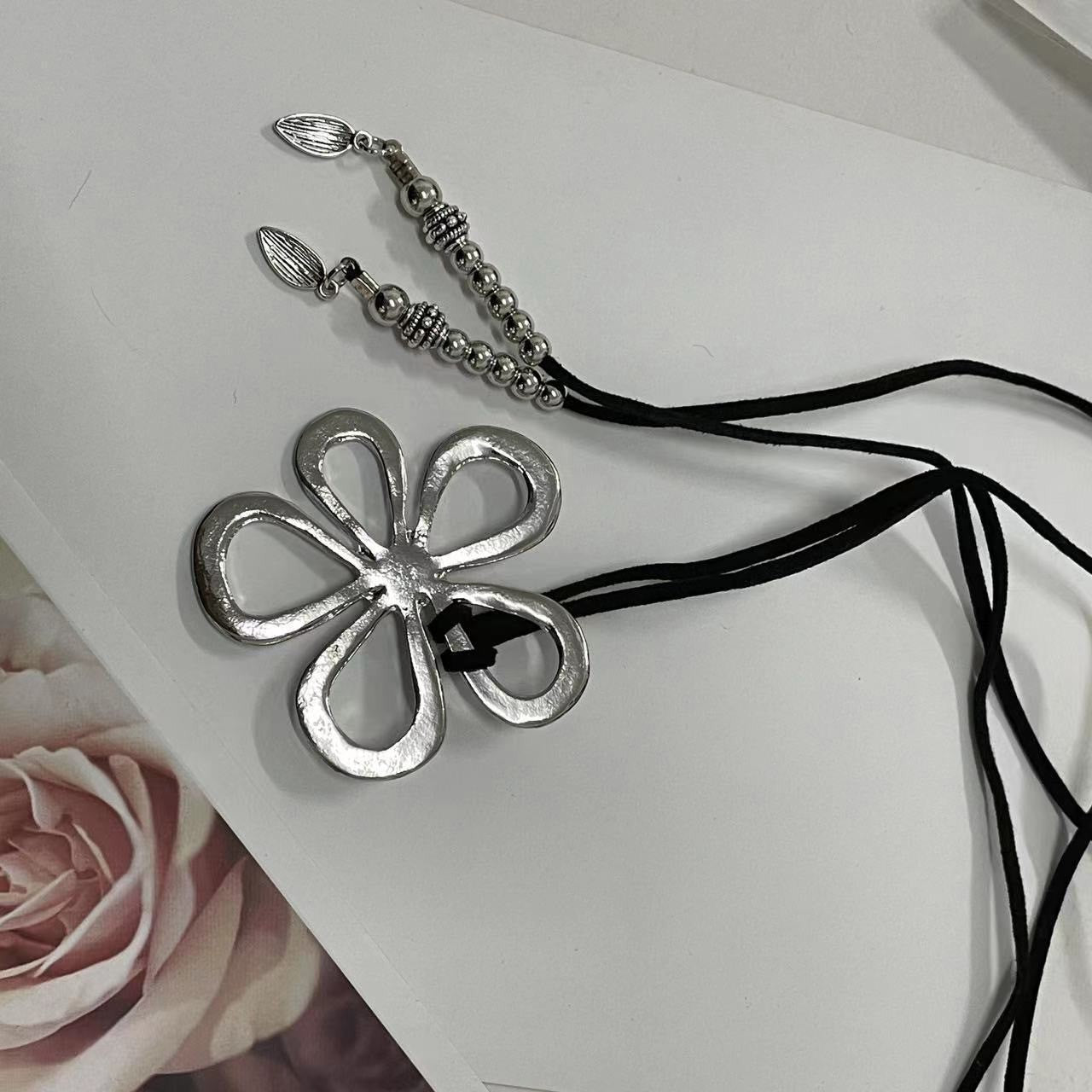 Collar playero de moda con forma de Y