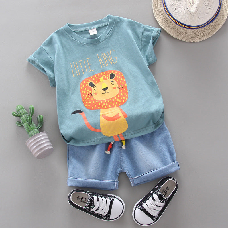 Conjunto de Camiseta con Estampado de León para Niño — Salvaje y Divertido