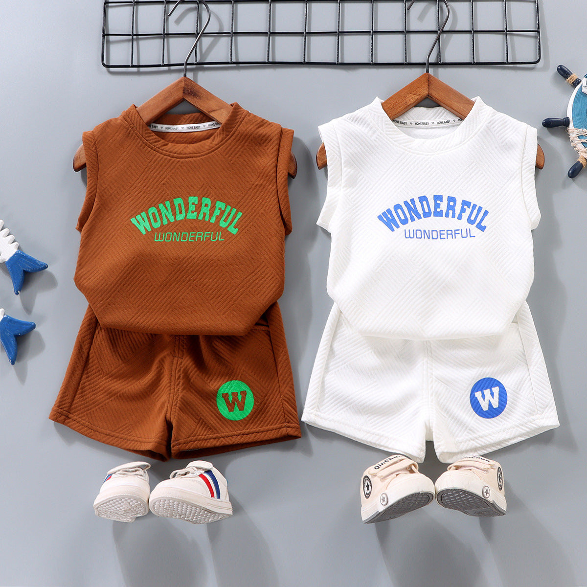 Conjunto de Dos Piezas: Camiseta sin Mangas y Pantalón Corto para Niños — Estilo Coreano