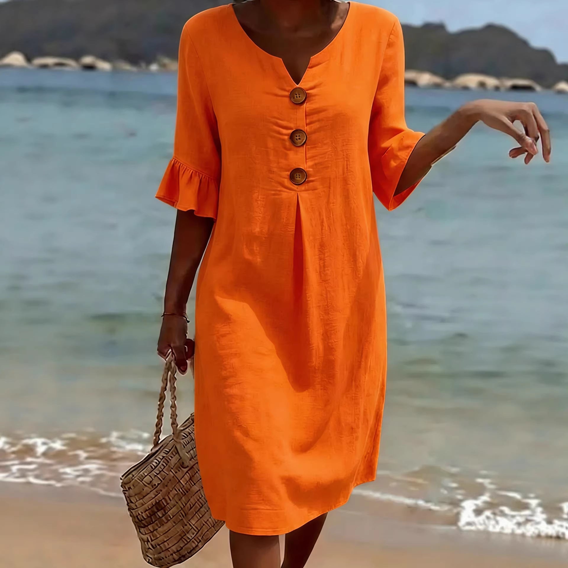Women's plain solid color cotton dress, ideal for summer.