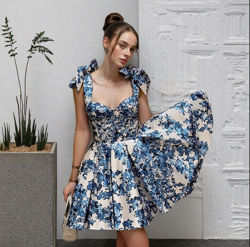 Vestido corto elegante estampado