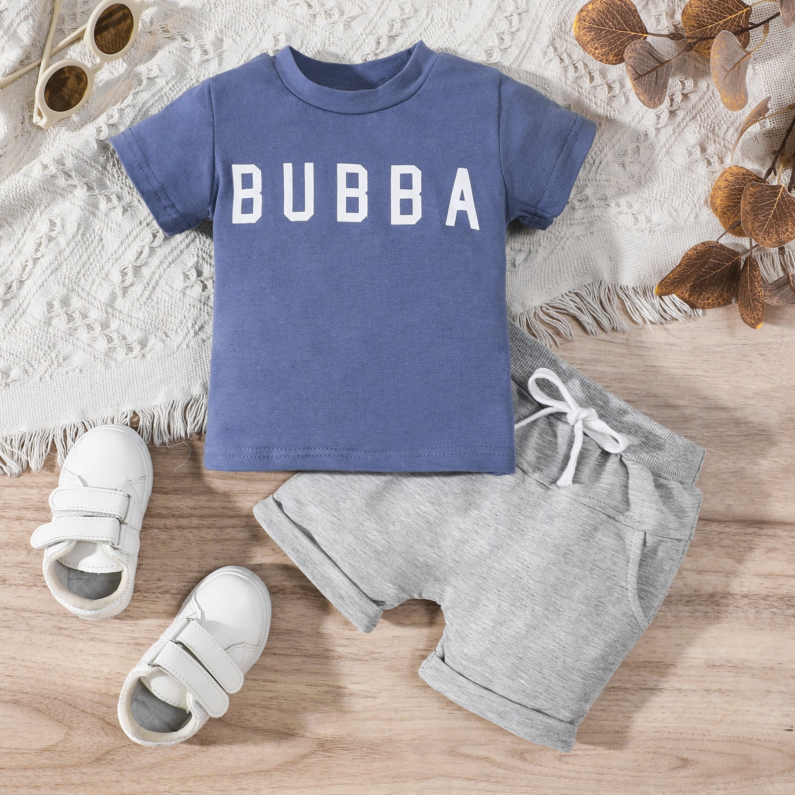 Conjunto de Camiseta y Pantalón Informal con Estampado de Letras para Niño — Set 2 Piezas