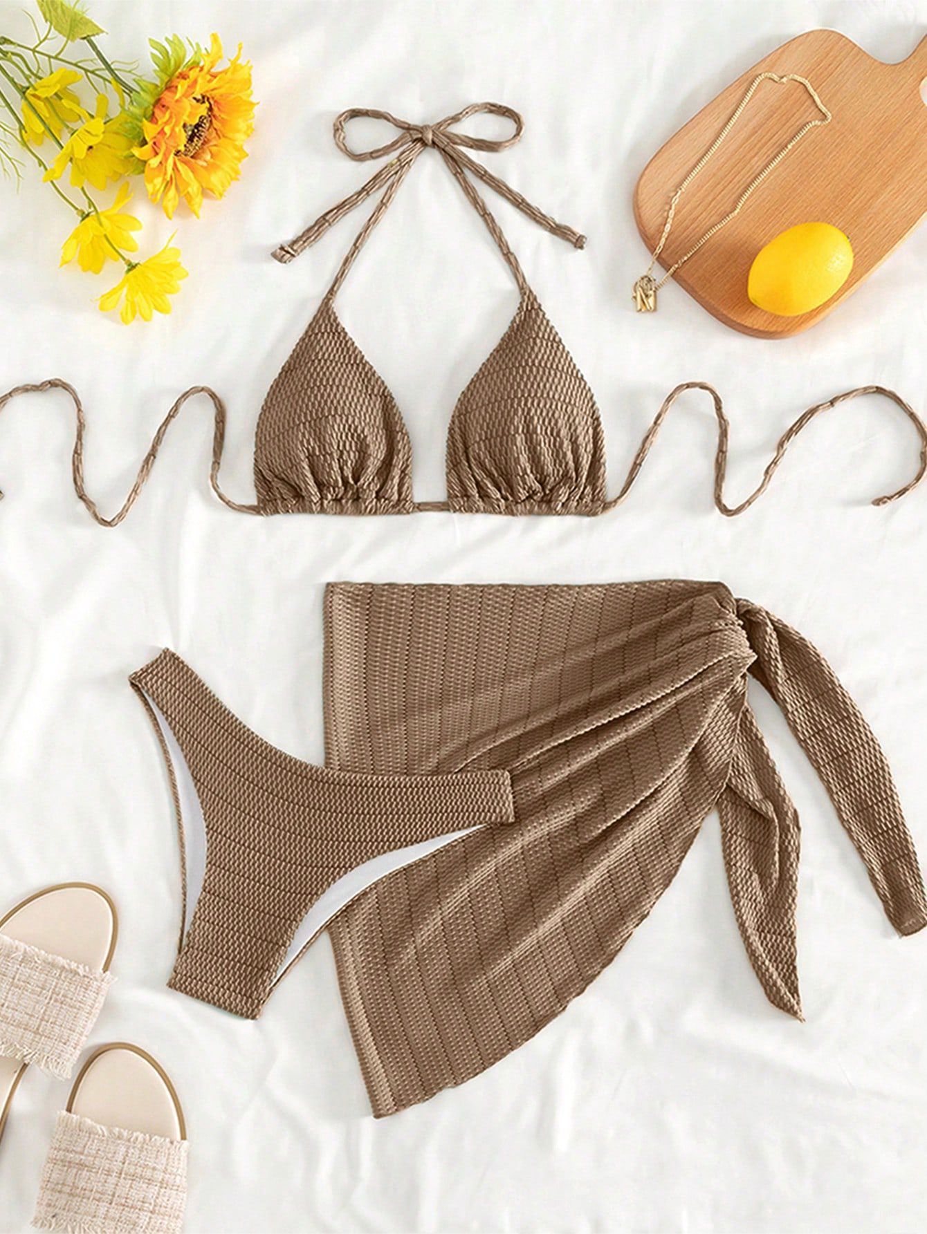 Conjunto de Bikini de Tres Piezas