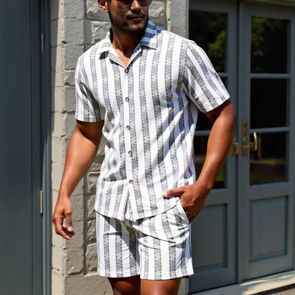 Conjunto informal de camisa y pantalón corto holgado para hombre, ideal para vacaciones.