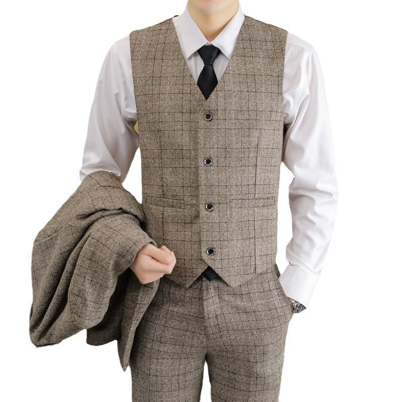 Traje de tres piezas a cuadros de corte ajustado para hombre