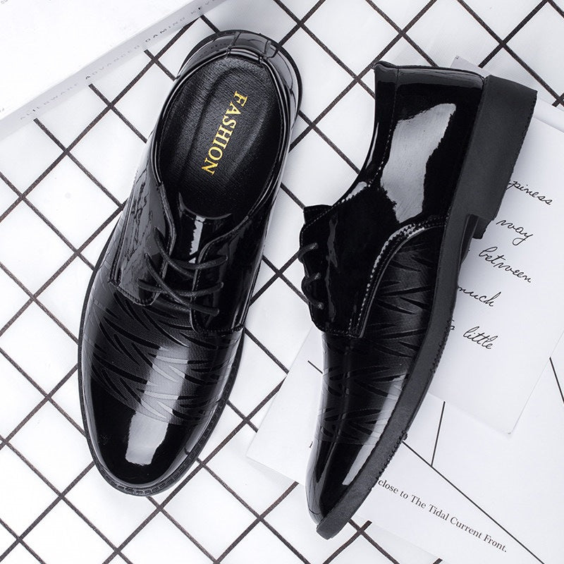 Zapatos de traje de cuero de suela blanda para hombre, estilo casual de verano y formal.