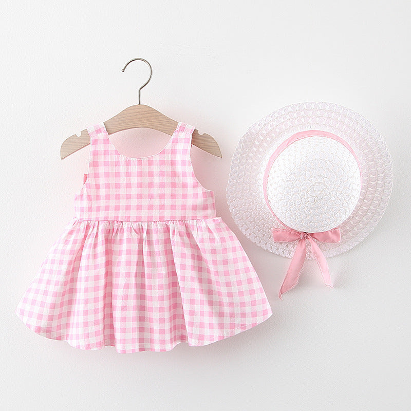 Vestido a Cuadros para Bebé Niña con Sombrero de Paja — Algodón