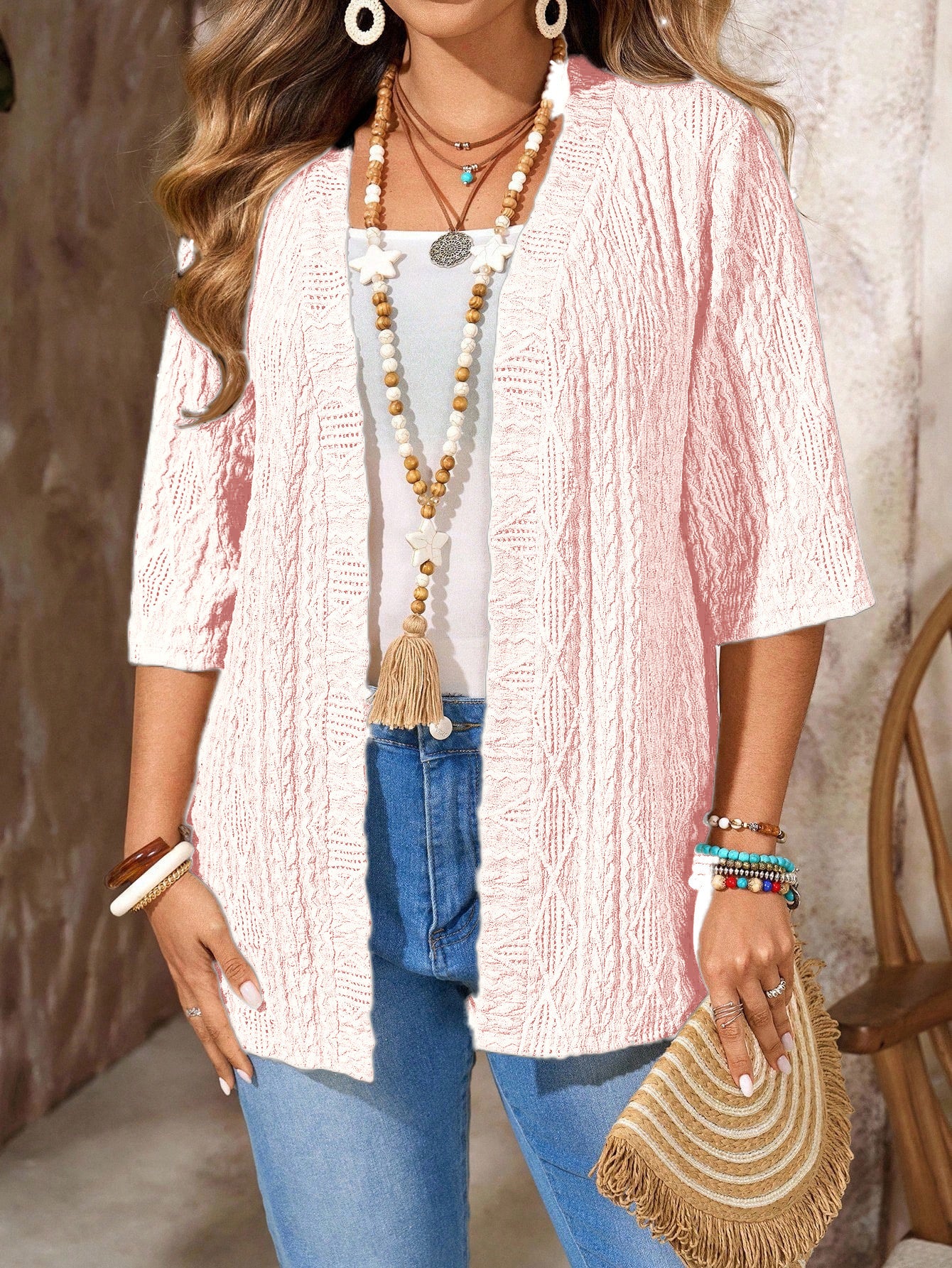 Cárdigan informal de talla grande para mujer con diseño calado y top liso.