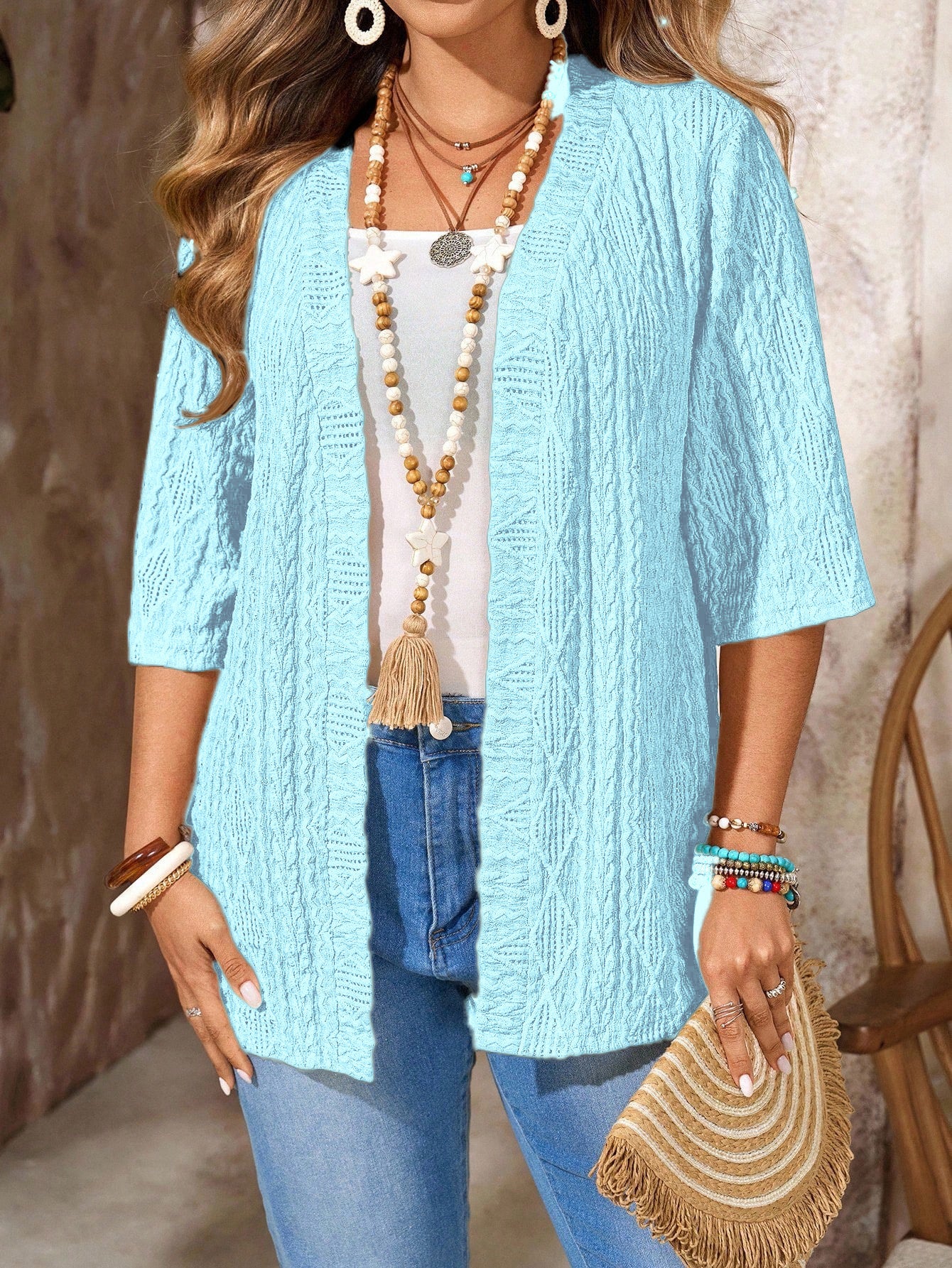 Cárdigan informal de talla grande para mujer con diseño calado y top liso.
