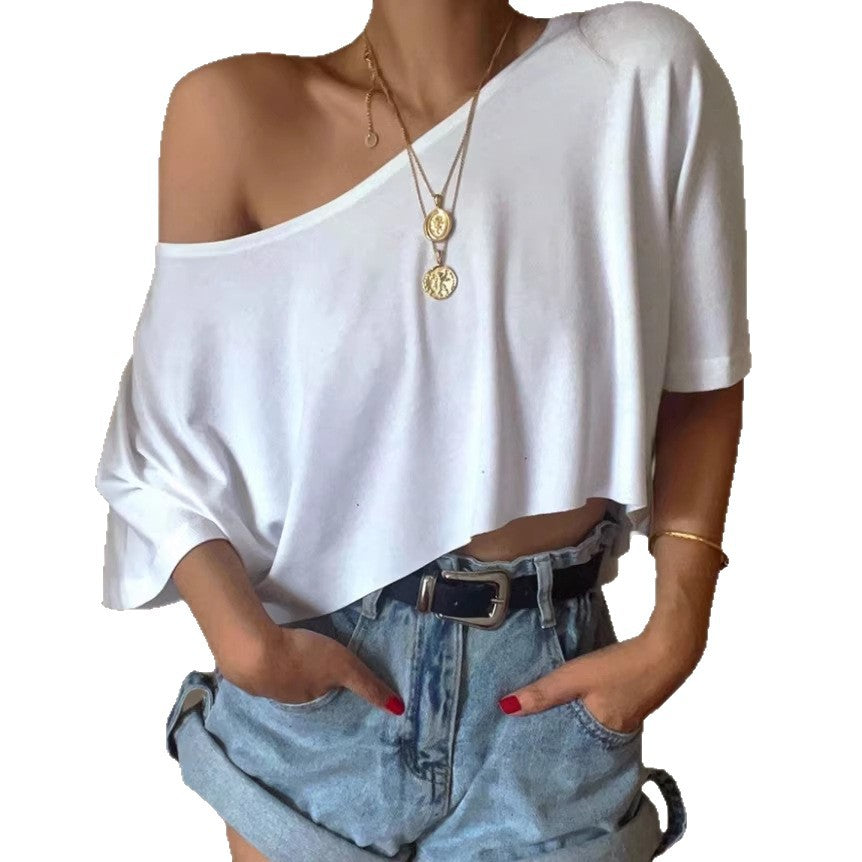 Camiseta corta sexy informal para mujer con hombros descubiertos y abdomen al descubierto.