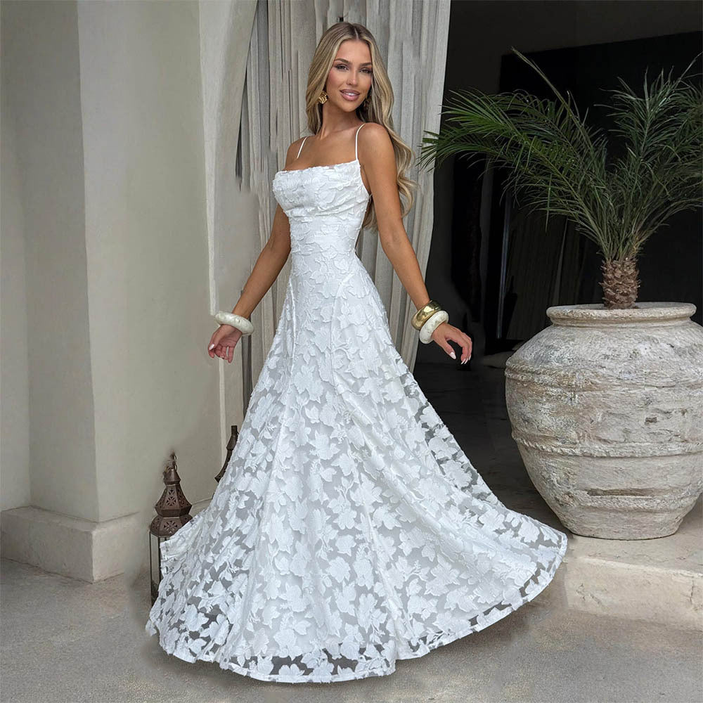 Vestido rojo vino con tirantes — estilo Spice Girls