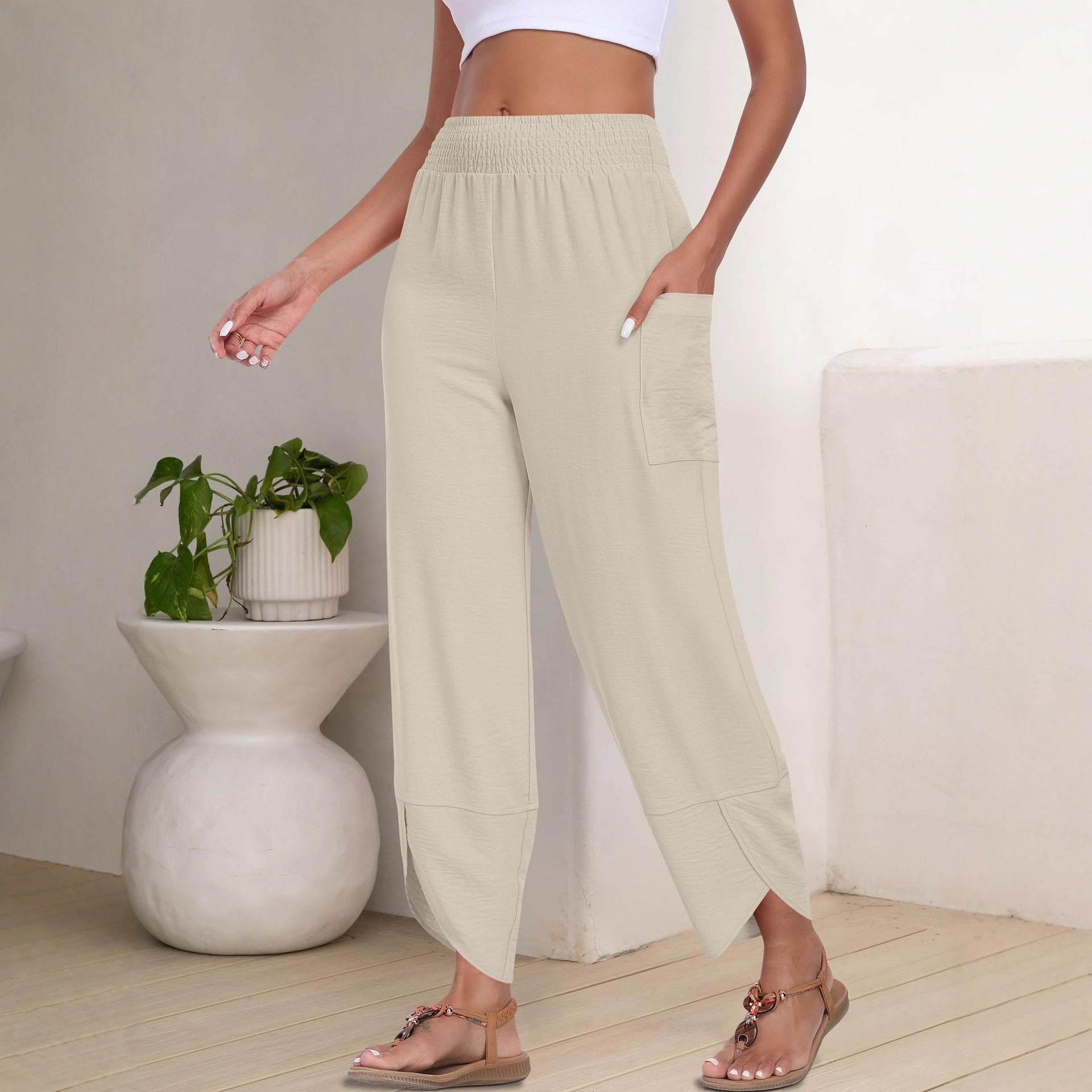 Pantalones cortos holgados de talle alto y color liso con bolsillos laterales, ideales para el verano