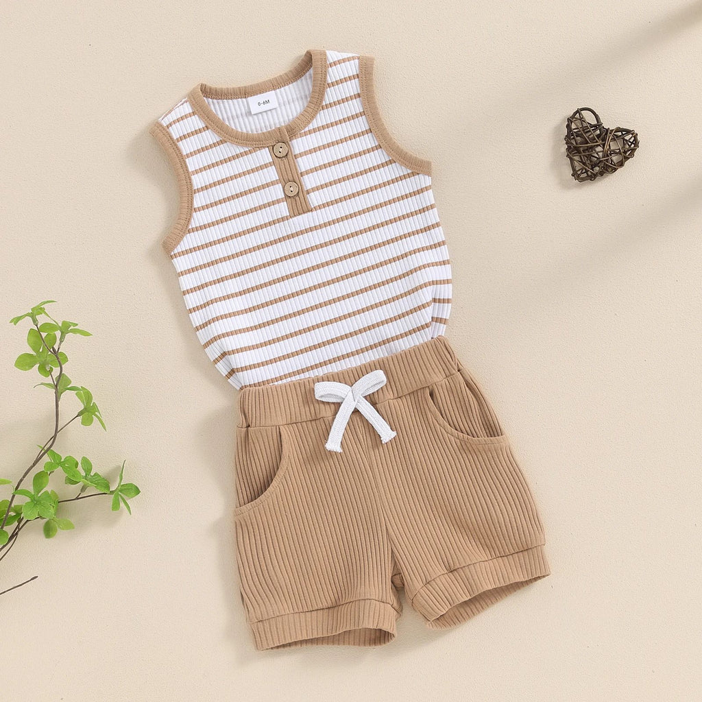 Conjunto de Dos Piezas para Niño — Cómodo y Versátil para el Verano