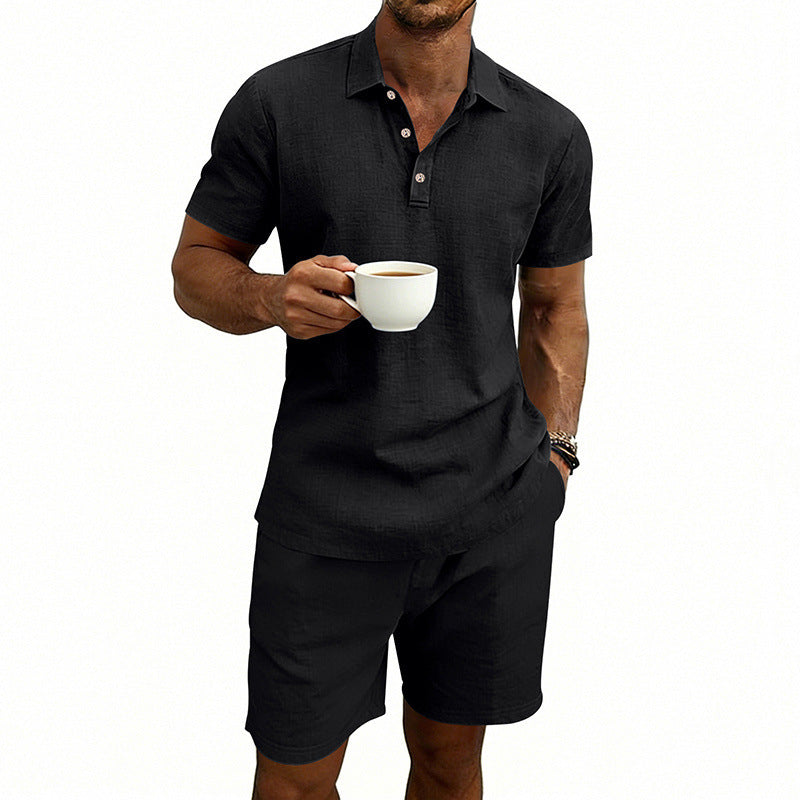 Conjunto informal de lino para hombre con pantalón corto de manga corta.