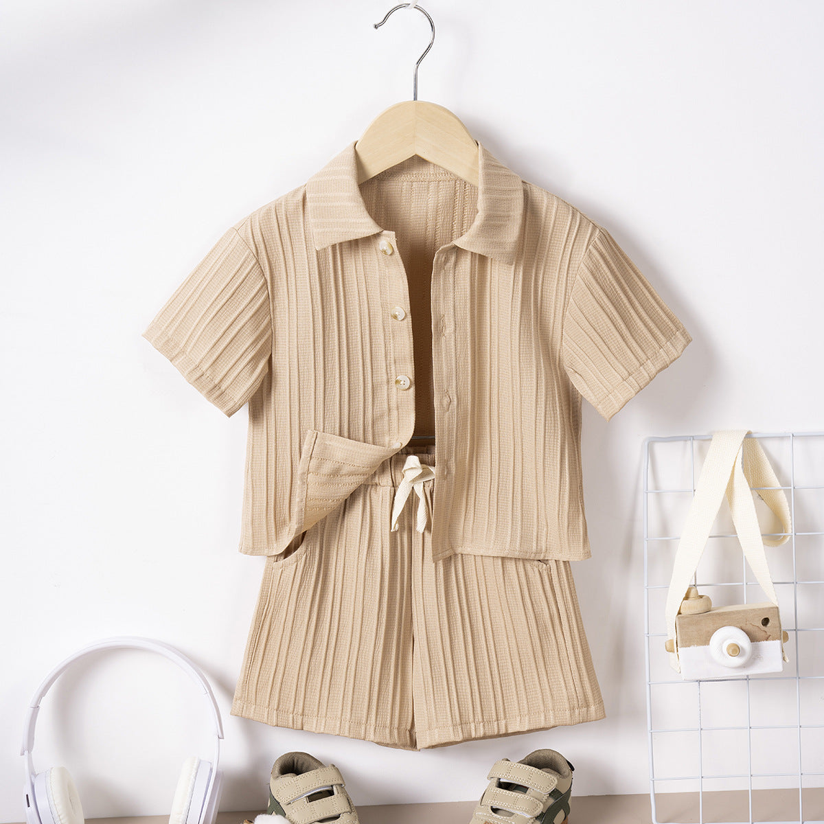 Conjunto de Moda para Niño: Camisa y Pantalón Dos Piezas — Estilo y Comodidad