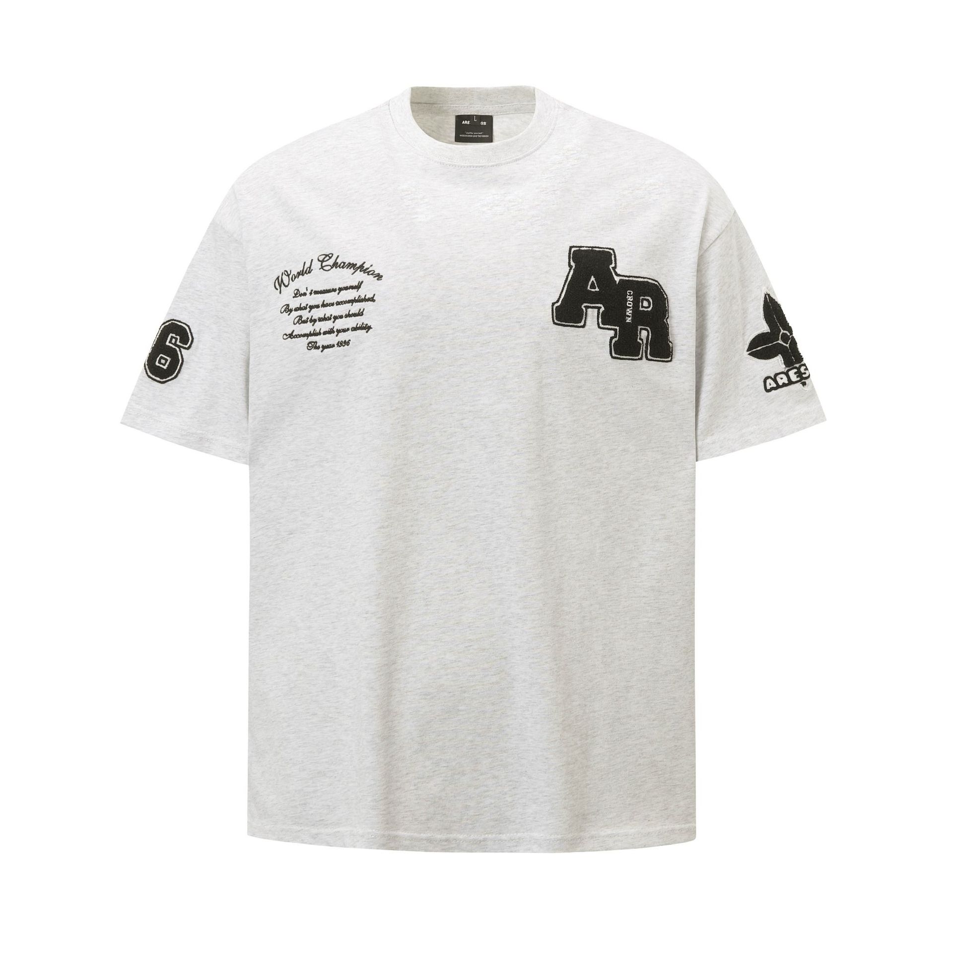 CAMISETA CON ESTAMPADO