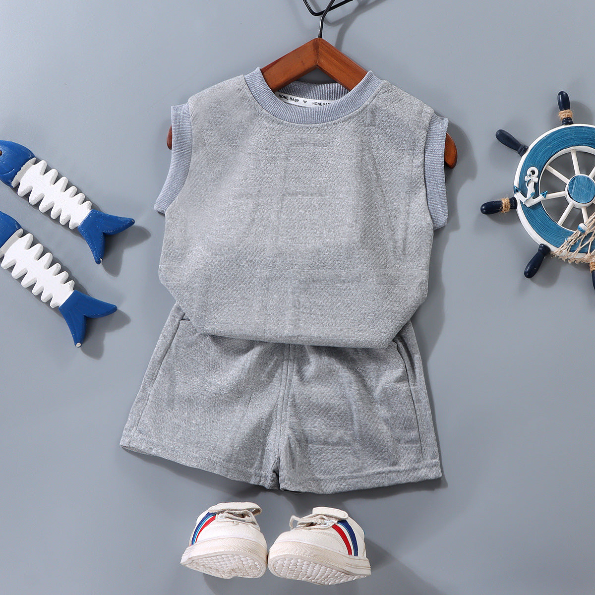 Conjunto de Dos Piezas: Camiseta sin Mangas y Pantalón Corto para Niños — Estilo Coreano