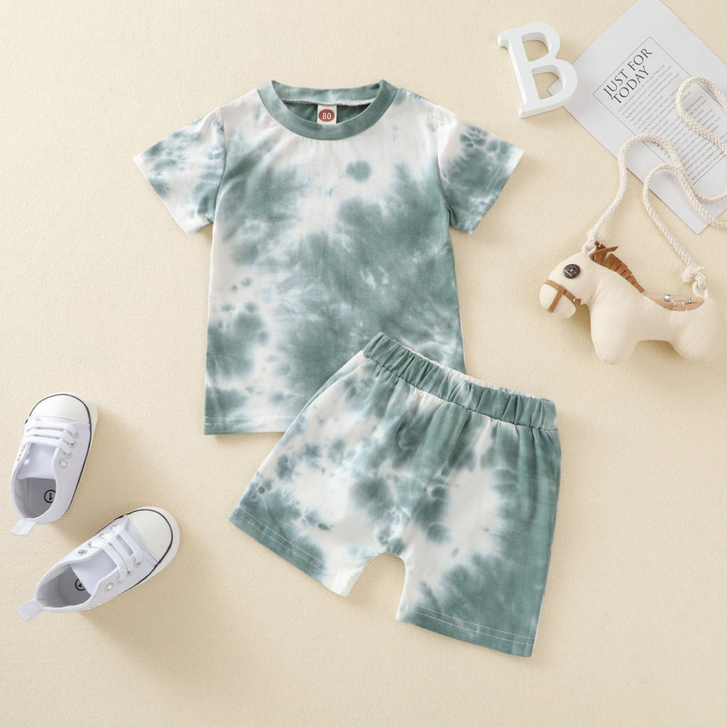 Camiseta con Estampado Tie-Dye y Pantalón Corto para Niños — Colorido y Divertido