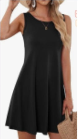 Vestido sin mangas con cuello redondo y estampado de corazones