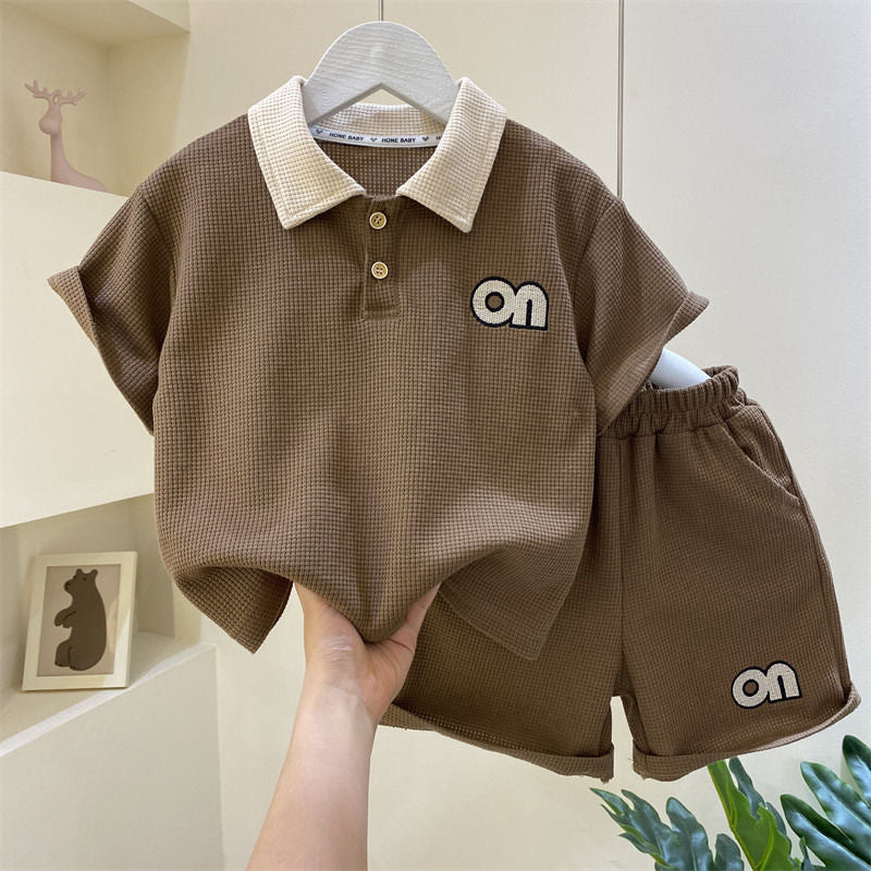Shorts and short-sleeved set, casual sportswear.