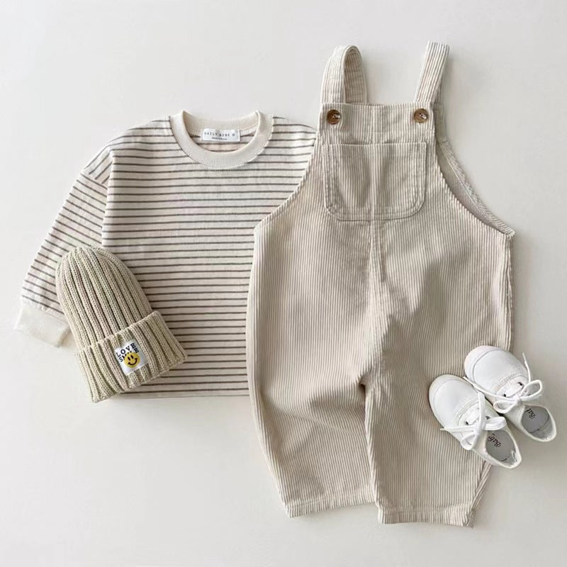 Pantalones Vaqueros con Tirantes Bebé — Primavera y Otoño