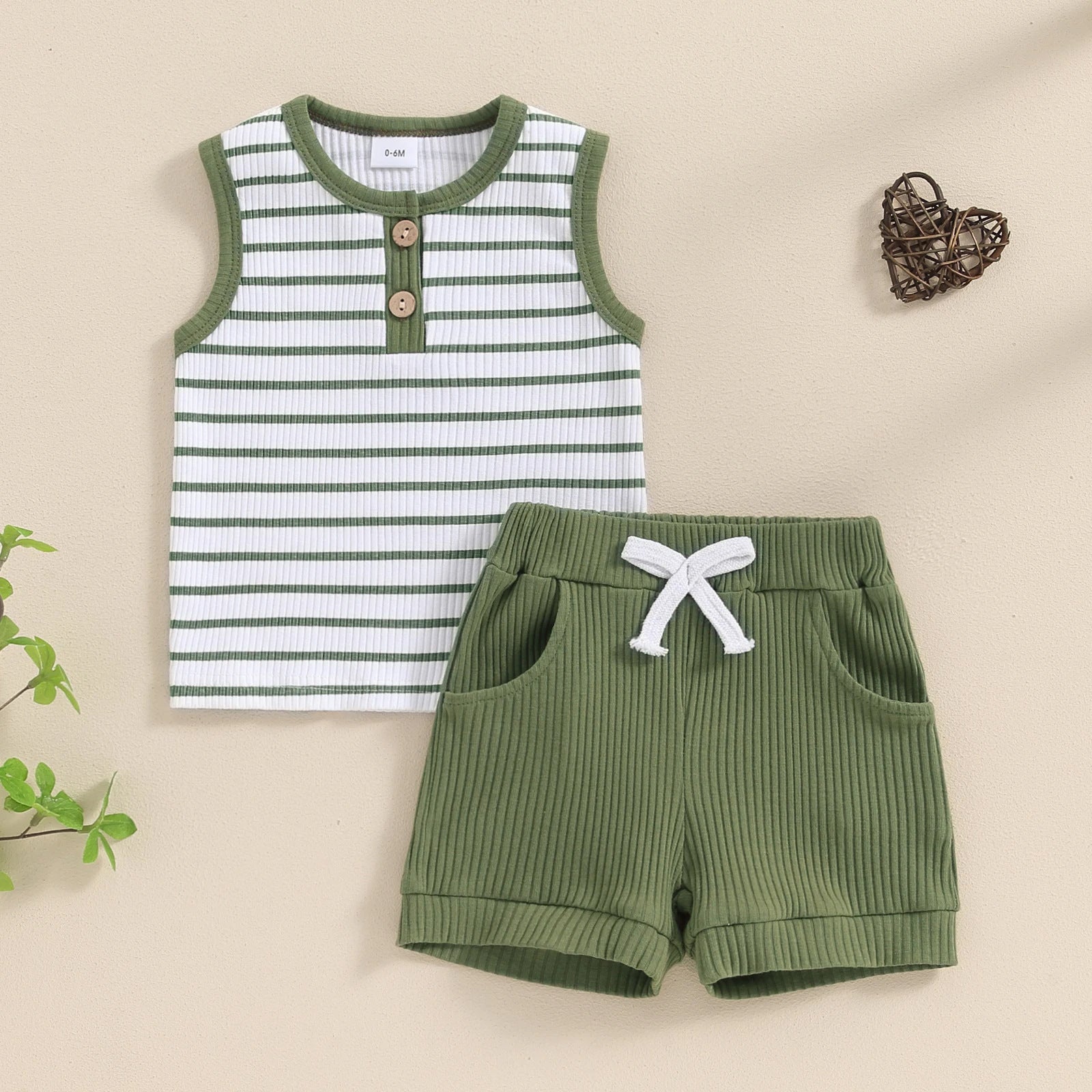 Conjunto de Dos Piezas para Niño — Cómodo y Versátil para el Verano