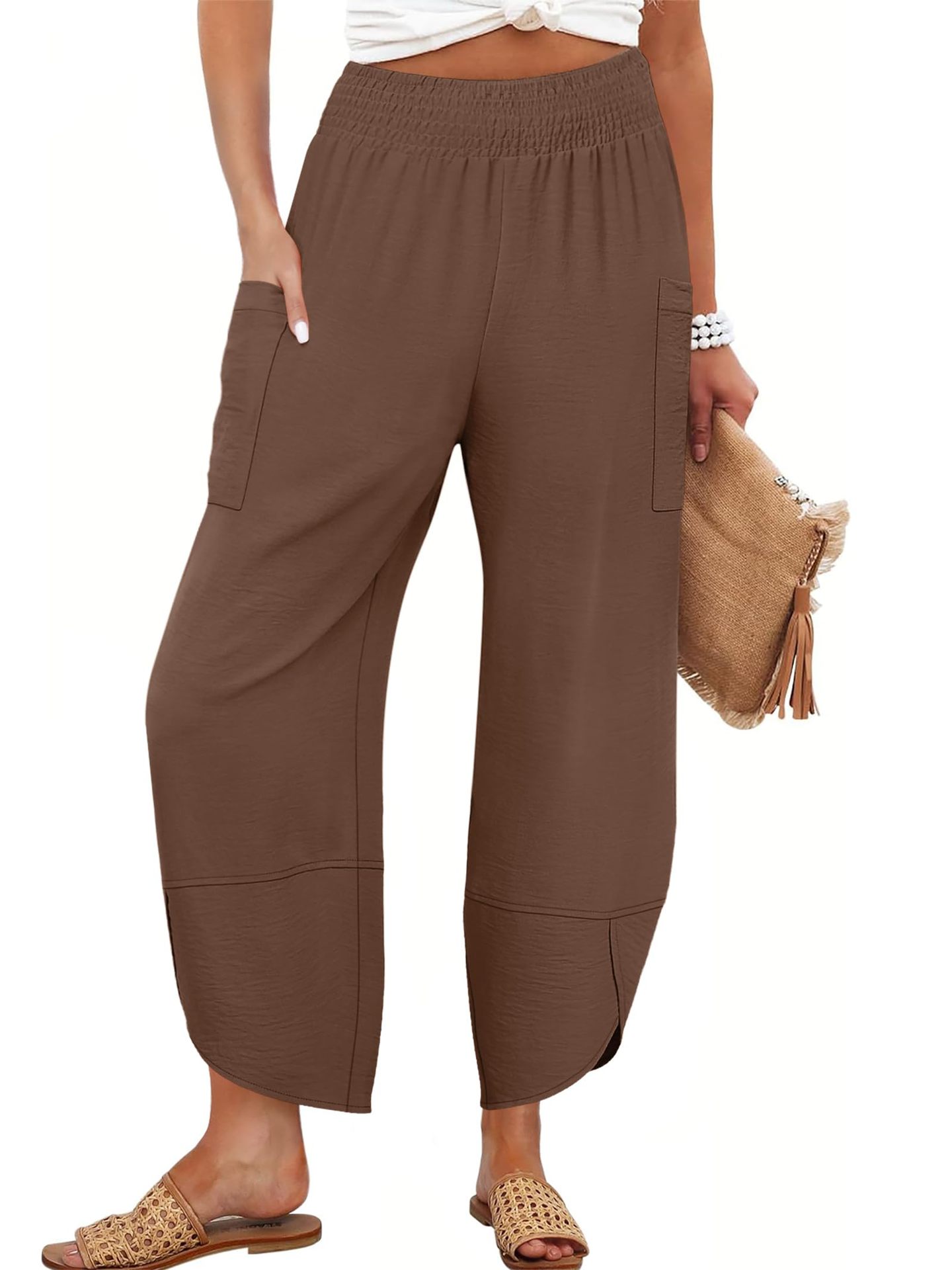 Pantalones cortos holgados de talle alto y color liso con bolsillos laterales, ideales para el verano