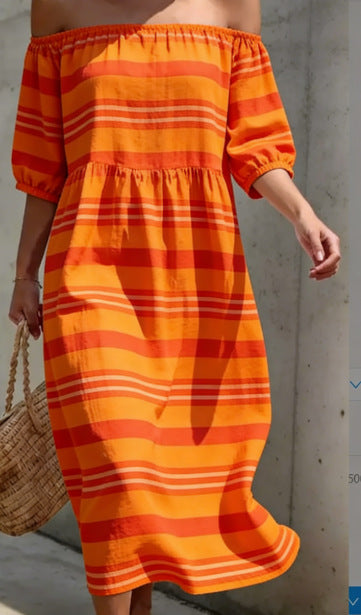 Vestido informal manga corta holgado plisado con hombros descubiertos