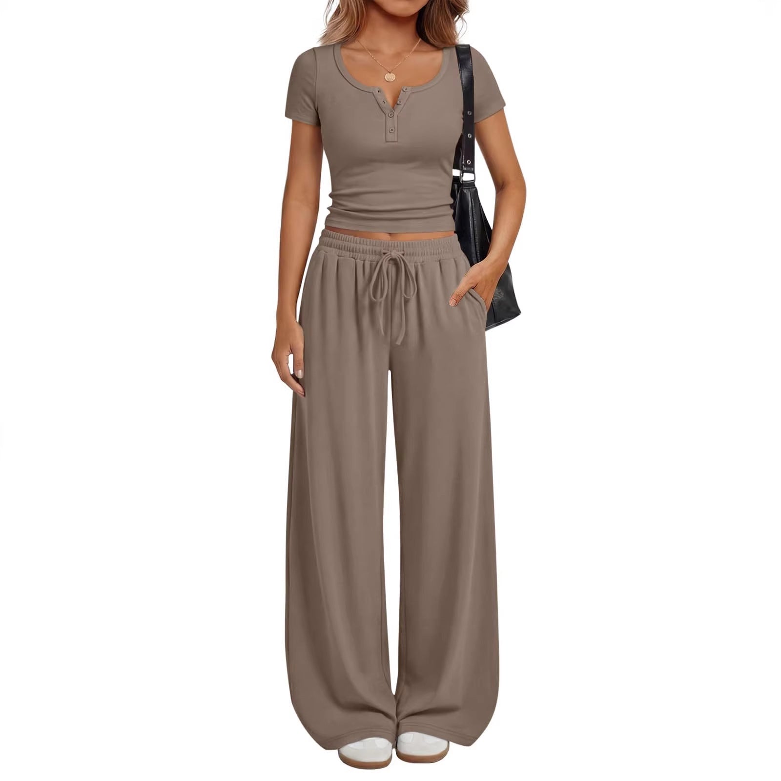 Conjunto de ropa de estar por casa para mujer: top de manga corta y pantalón de pierna ancha.