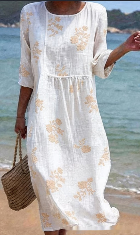 Nuevo vestido casual de estilo resort con estampado floral