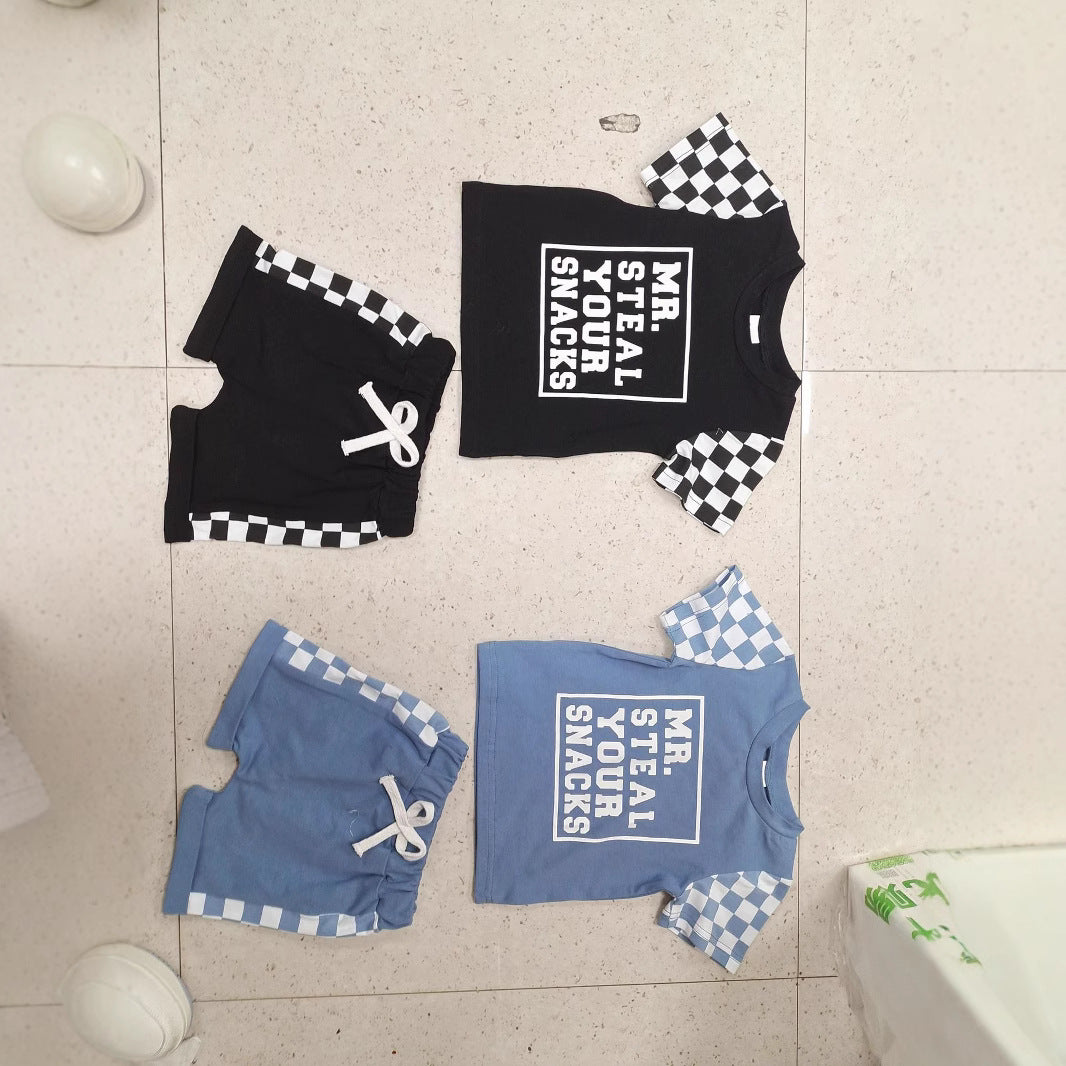 Conjunto Infantil de Manga Corta con Estampado de Letras — Moderno y Cómodo