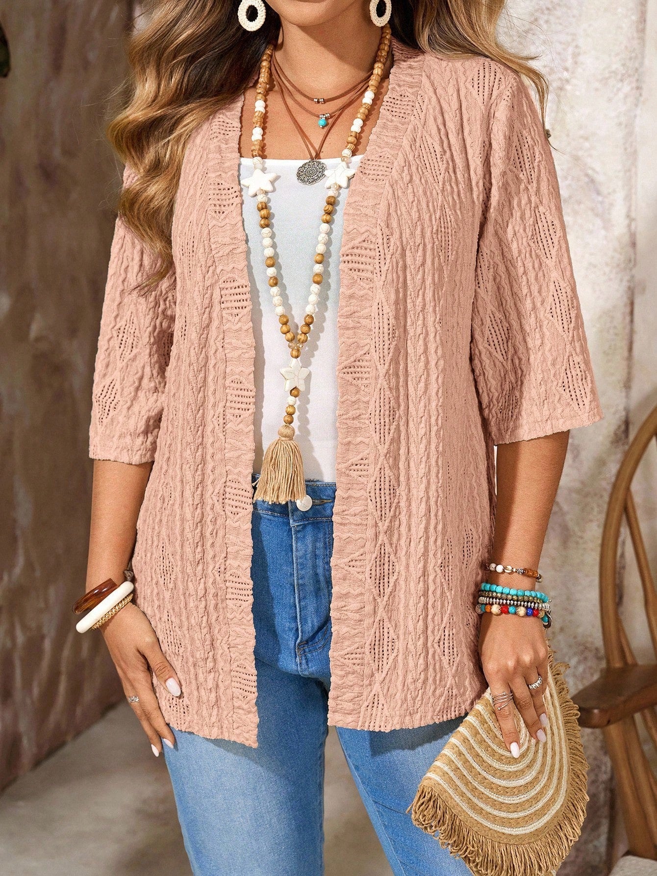 Cárdigan informal de talla grande para mujer con diseño calado y top liso.